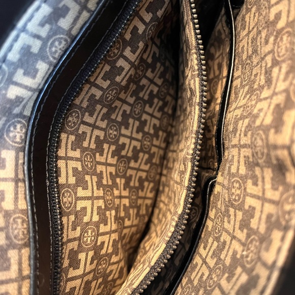 Tory Burch Leather Tote Bag - Picture 12 of 13